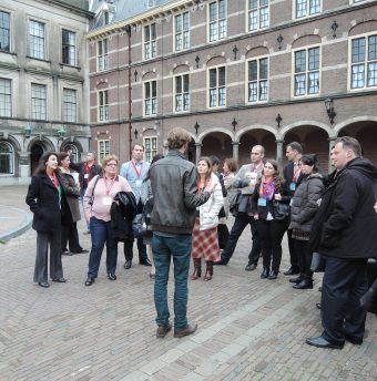 Matra Decentralisation 2013 groep binnenhof
