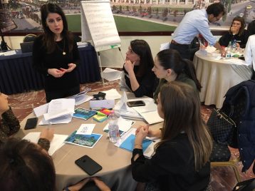 TMT_Albania_2018_CR_group work_women_Europe_gender