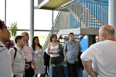 TMT_GIZ LED Armenia_2018_SV_Yes!Delft_participants listening_men_women
