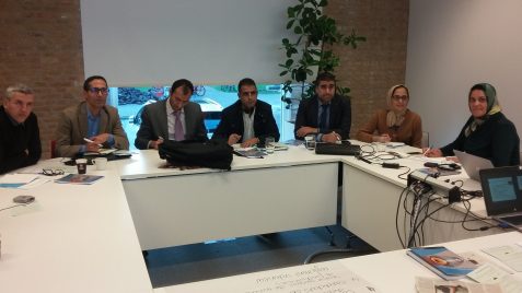 TMT_Integrity & Anti-Corruption Morocco_2017_CR_participants listening_men_women_MENA
