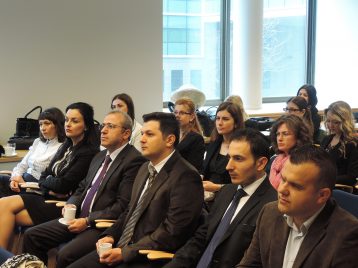 TMT_Matra Patrol Decentralisation_2014_SV_Ministry of interior affairs_participants listening_men_women copy