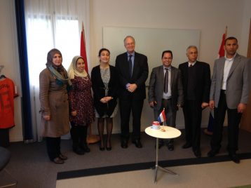 TMT_Matra Zuid SA Tunisia_2014_GP_participants with experts_men_women_MENA