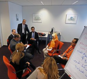 TMT_Matra Zuid SA_2015_SV_UWV_group work_men_women_MENA