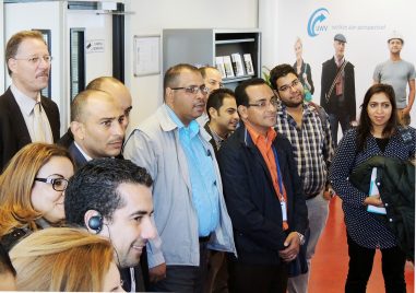 TMT_Matra Zuid SA_2015_SV_UWV_participants listening_men_women_MENA copy