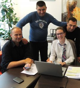 TMT_CoPROL Leadership Serbia_2014_CR_participants smiling_men_women_feel good