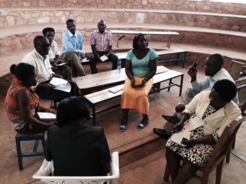 TMT_Gender and Peace Burundi_2016_CR_group discussion_men_women_Africa