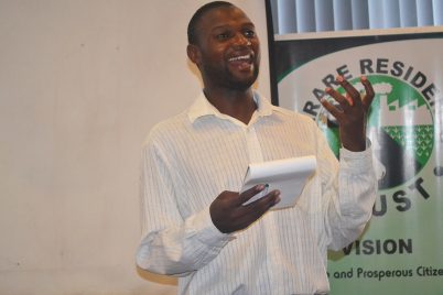 TMT_HRT Zimbabwe_2014_CR_participant presenting_men_Africa copy